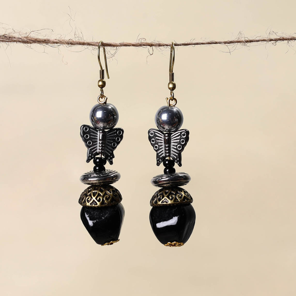 Black - handmade beaded earrings 121 - handcrafted