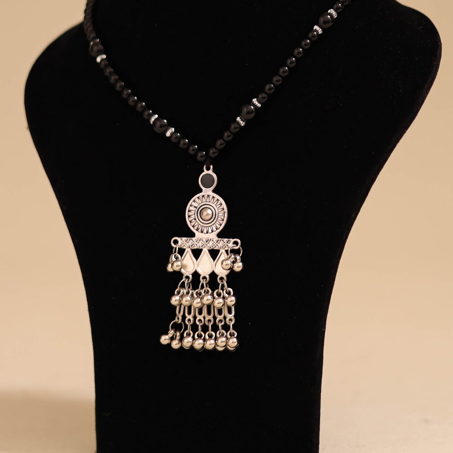 Black - handmade beadwork pendant necklace 03 - handcrafted