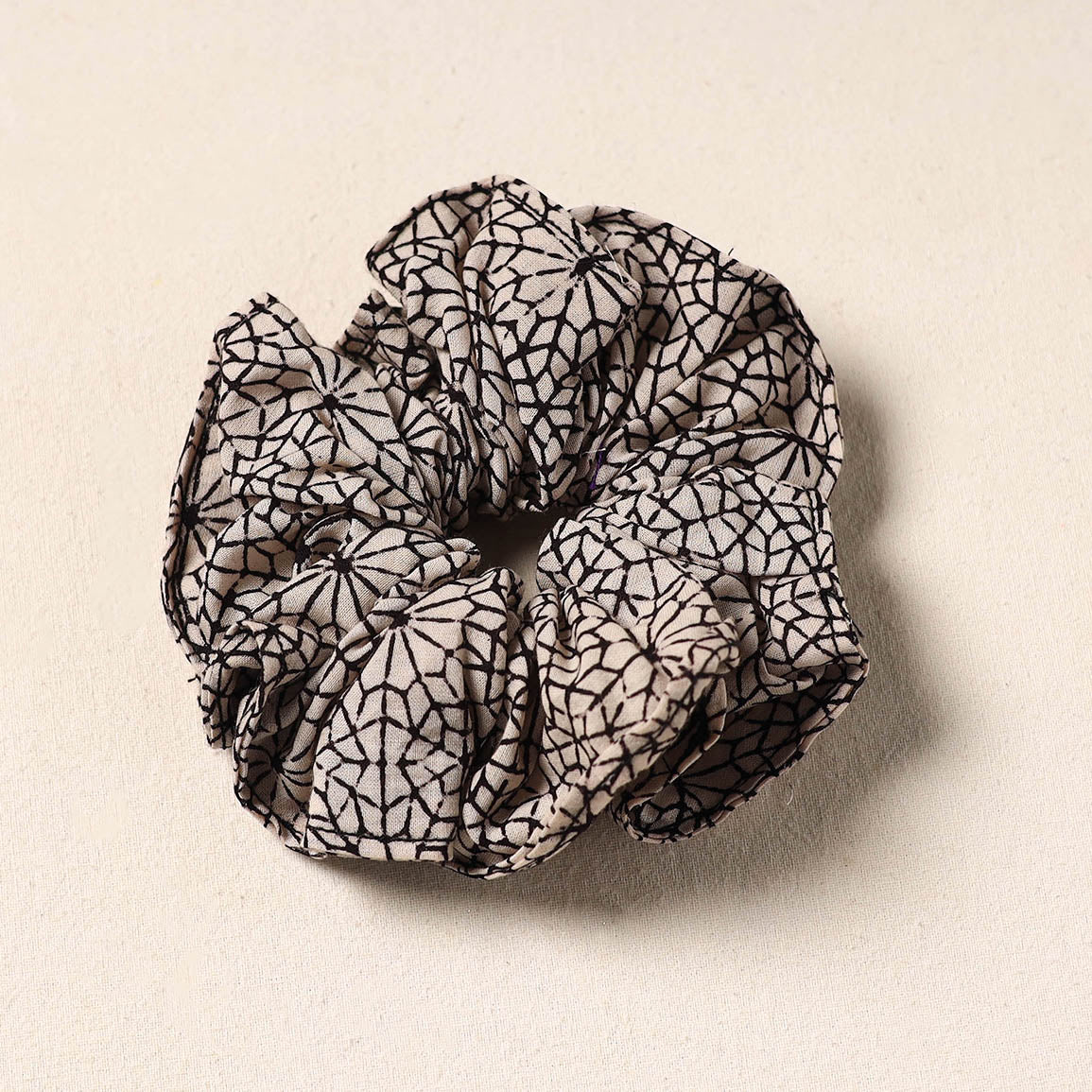 Black Handmade Cotton Elastic Rubber Band/Scrunchie