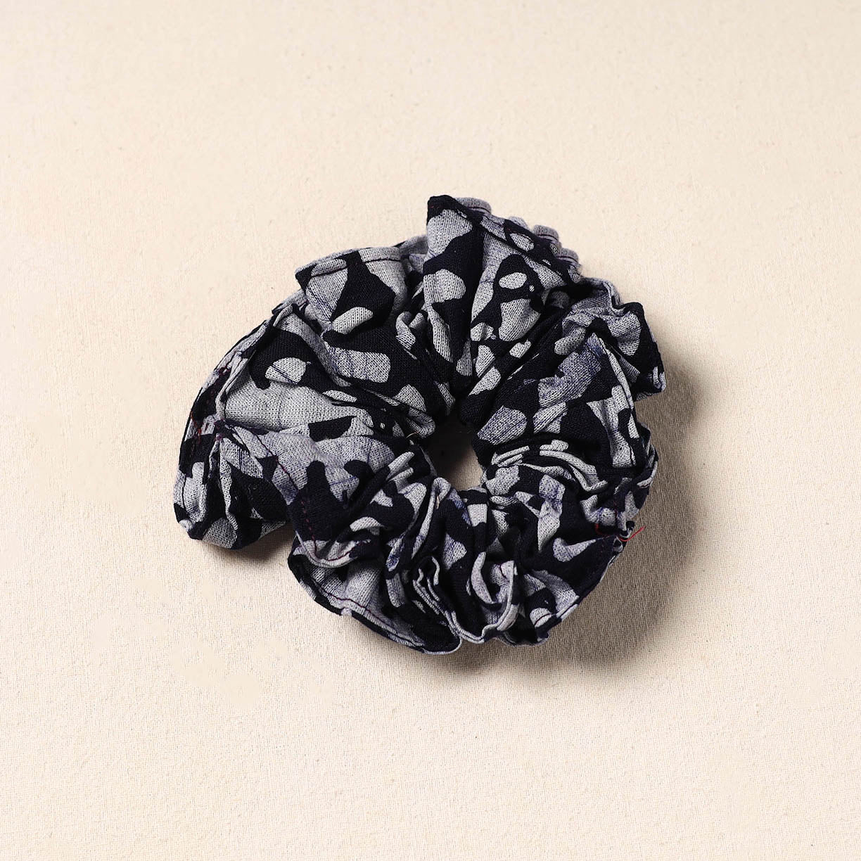 Black Handmade Cotton Elastic Rubber Band/Scrunchie