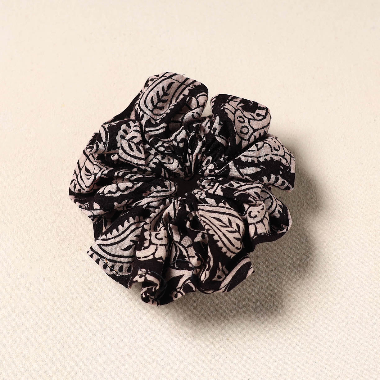 Black Handmade Cotton Elastic Rubber Band/Scrunchie