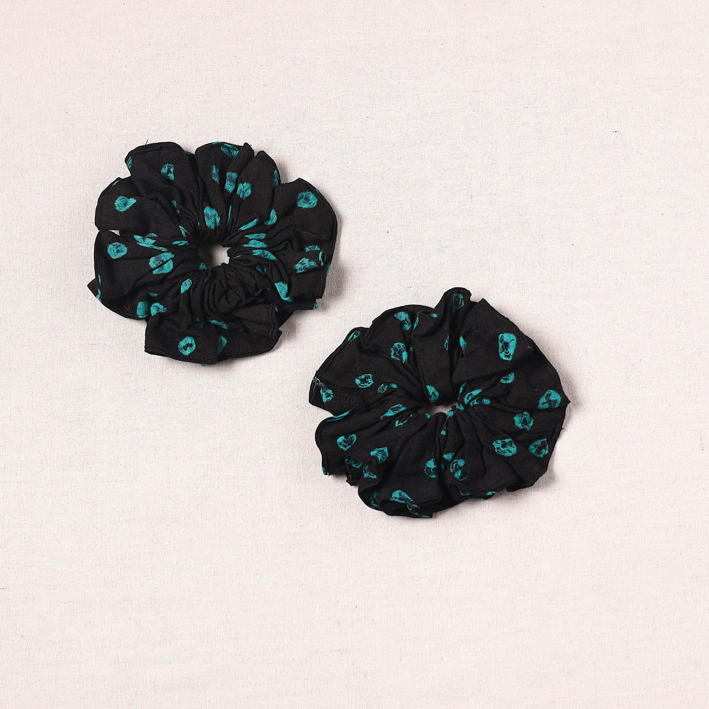 Black - handmade cotton rubber bands/scrunchies (set of 2)