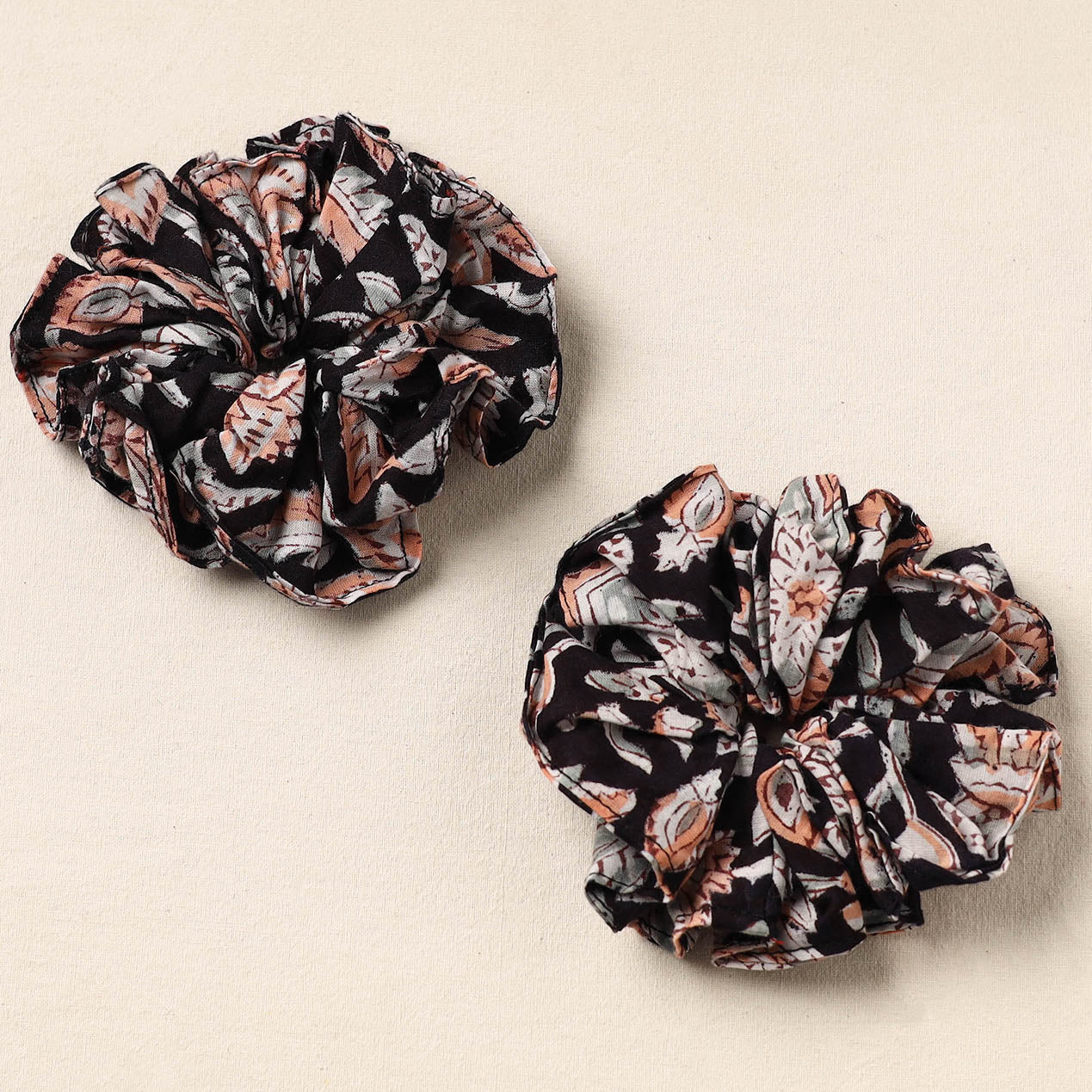 Black - handmade cotton rubber bands/scrunchies (set of 2)