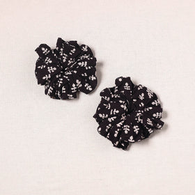 Black - handmade cotton rubber bands/scrunchies (set of 2)
