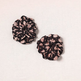 Black - handmade cotton rubber bands/scrunchies (set of 2)