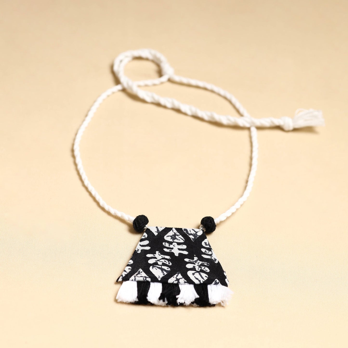 Buy Handmade Fabart Necklace Set