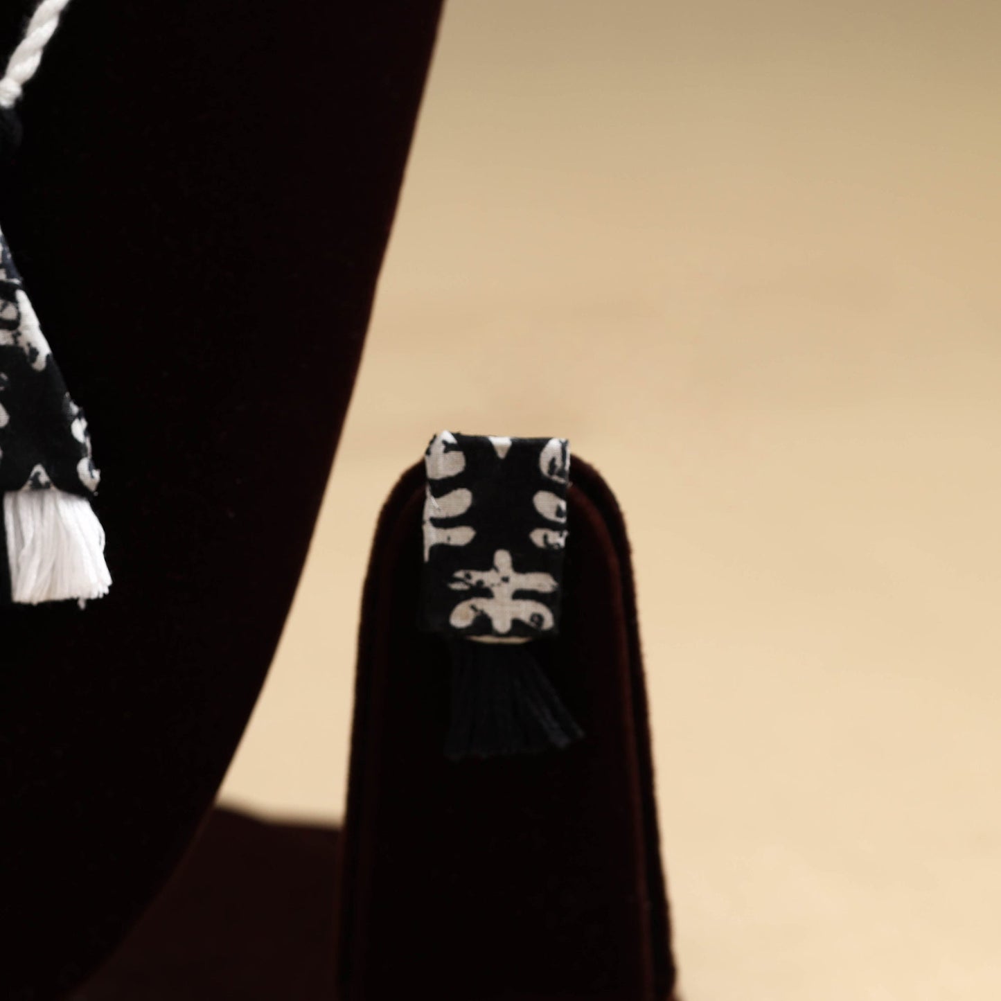 Buy Handmade Fabart Necklace Set