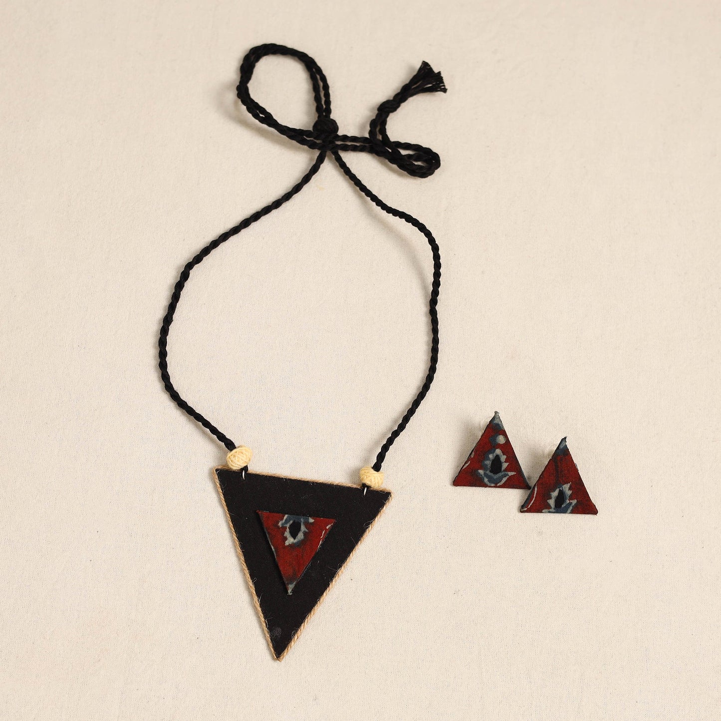 Black - handmade fabart necklace set 22 - handcrafted