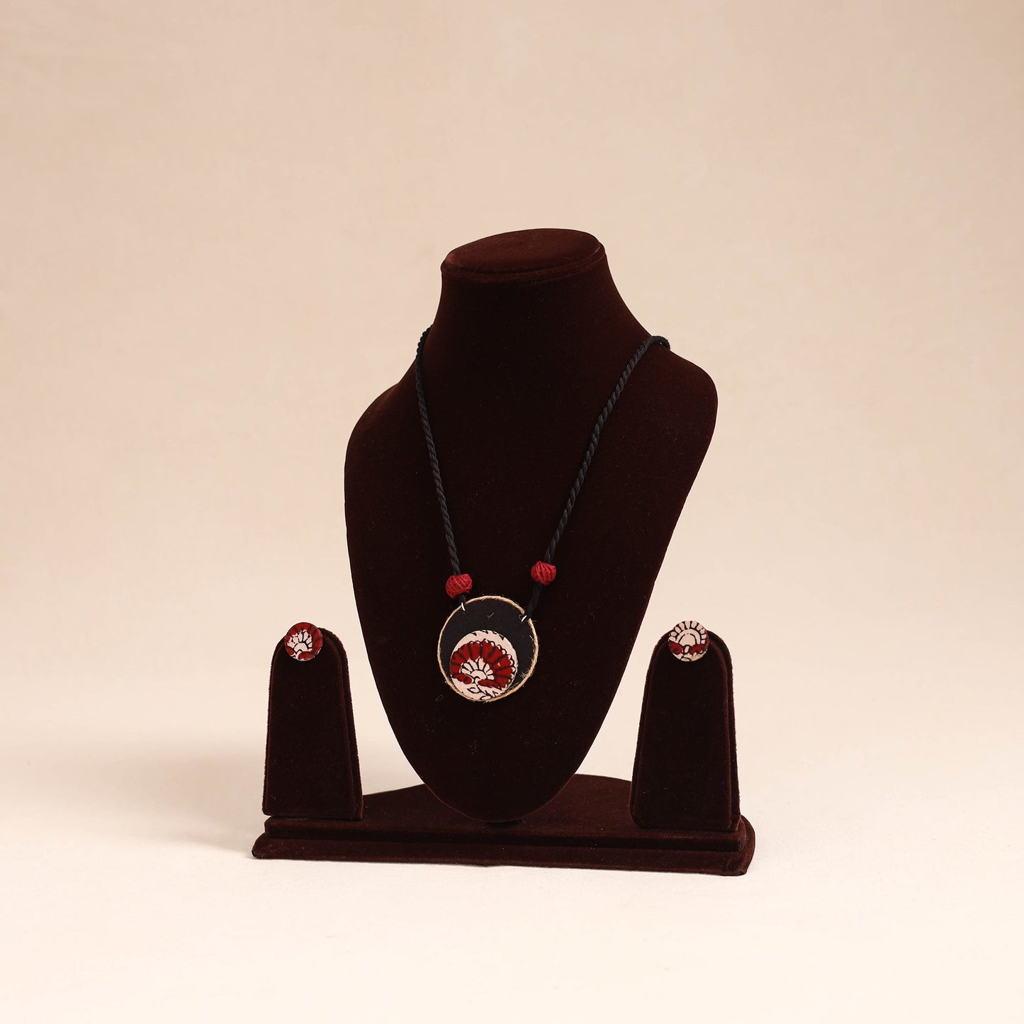 Black - handmade fabart necklace set 23 - handcrafted