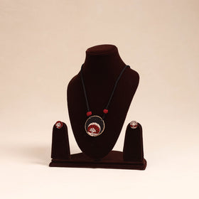 Black - handmade fabart necklace set 23 - handcrafted