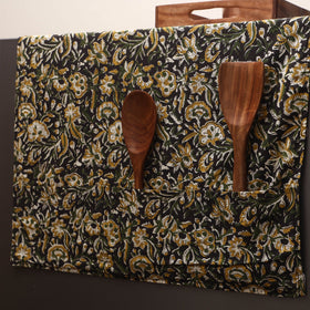 Handmade fridge top cover with multiple pockets 139