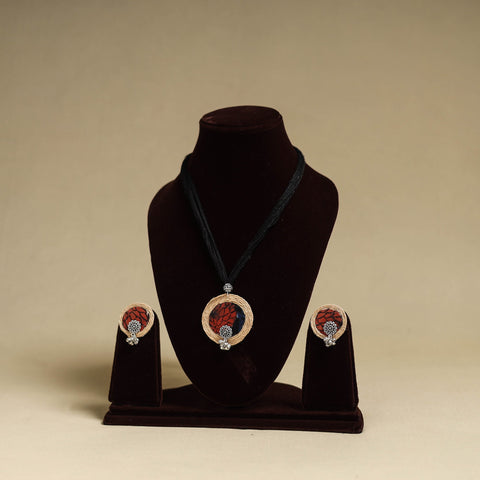 Buy Handmade GS Jute Fabart Necklace Set Online