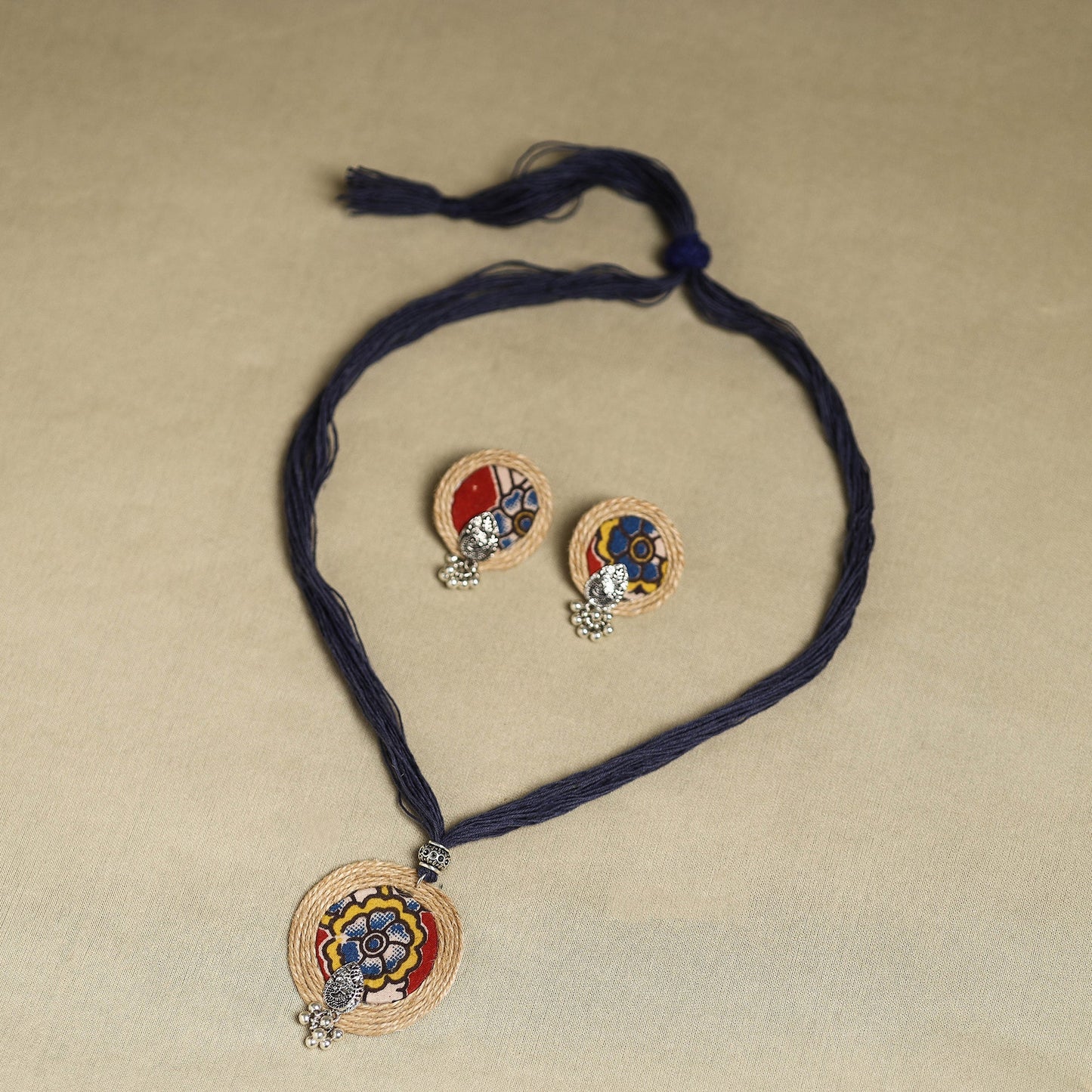 Buy Handmade GS Jute Fabart Necklace Set Online