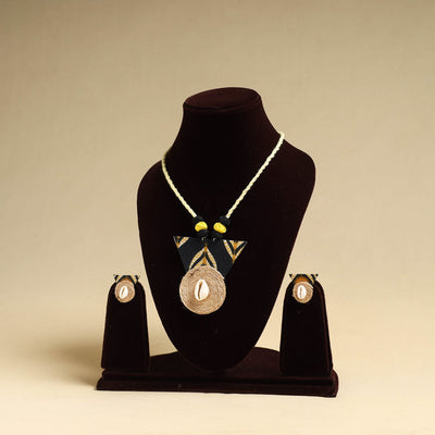 Buy Handmade Jute Fabart Necklace Set