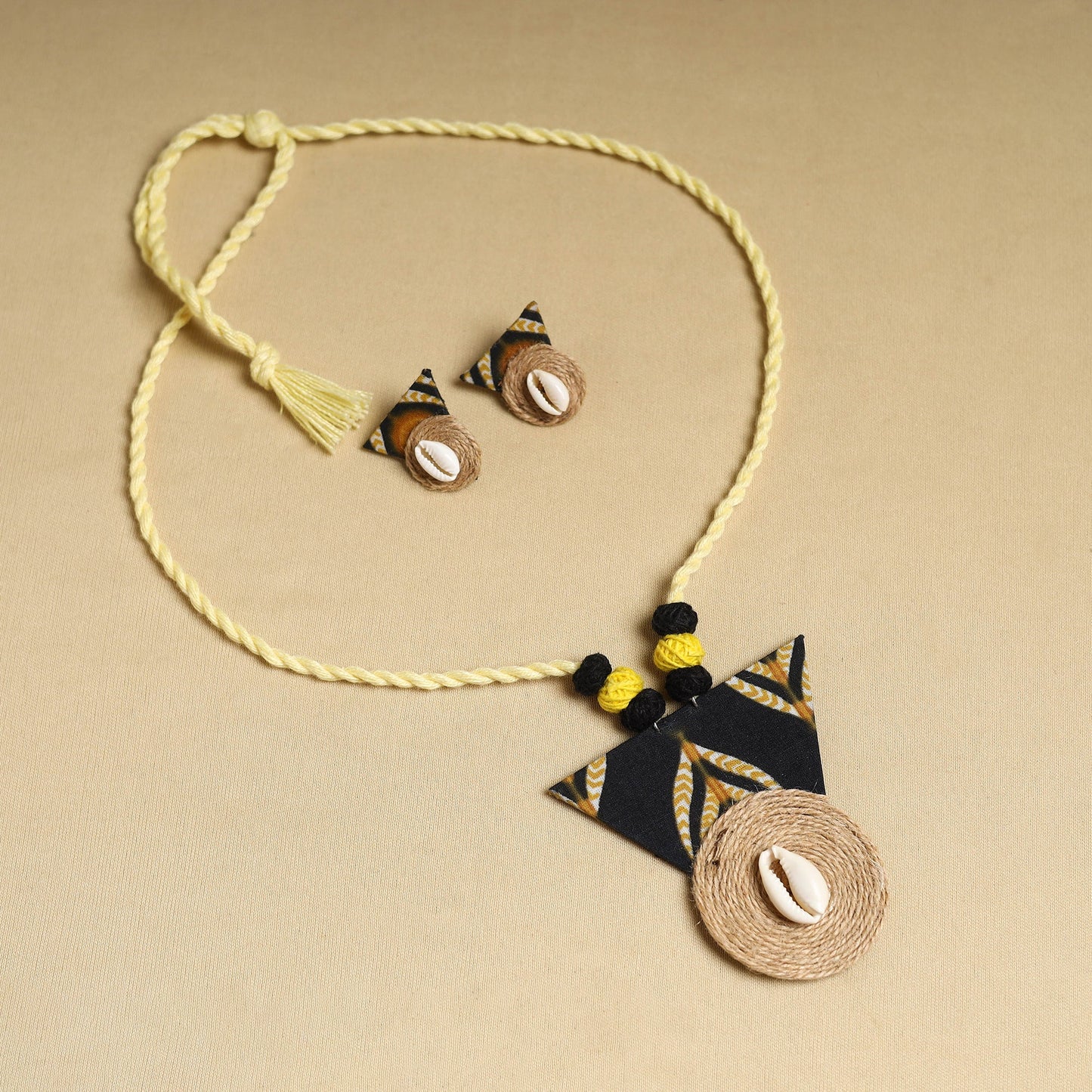 Buy Handmade Jute Fabart Necklace Set