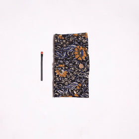 Handmade multipurpose segmented make-up brush wrap