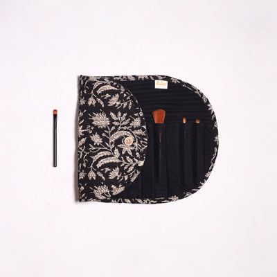 Handmade multipurpose segmented make-up brush wrap