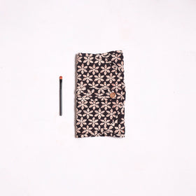 Handmade multipurpose segmented make-up brush wrap