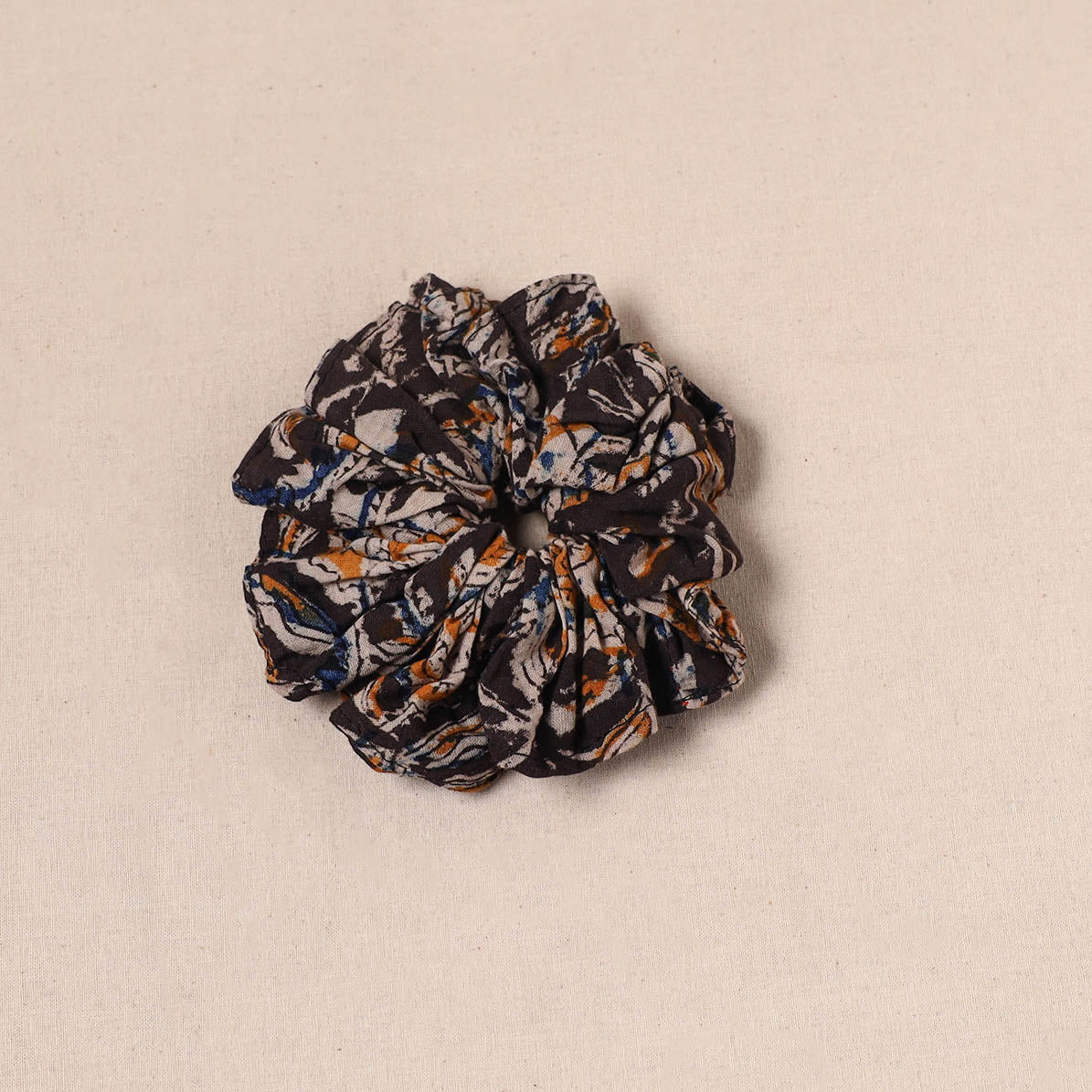 Handmade rubber band/scrunchie 146 - handcrafted