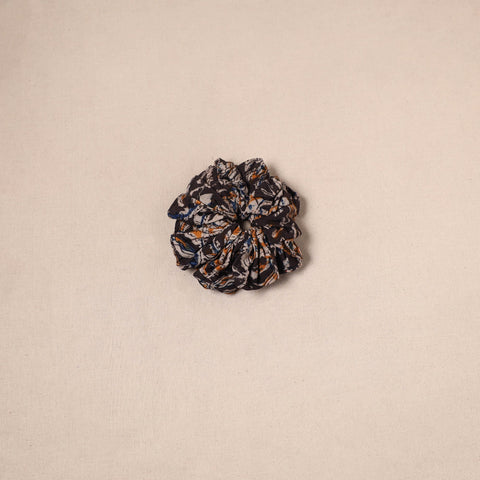 Handmade rubber band/scrunchie 146 - handcrafted