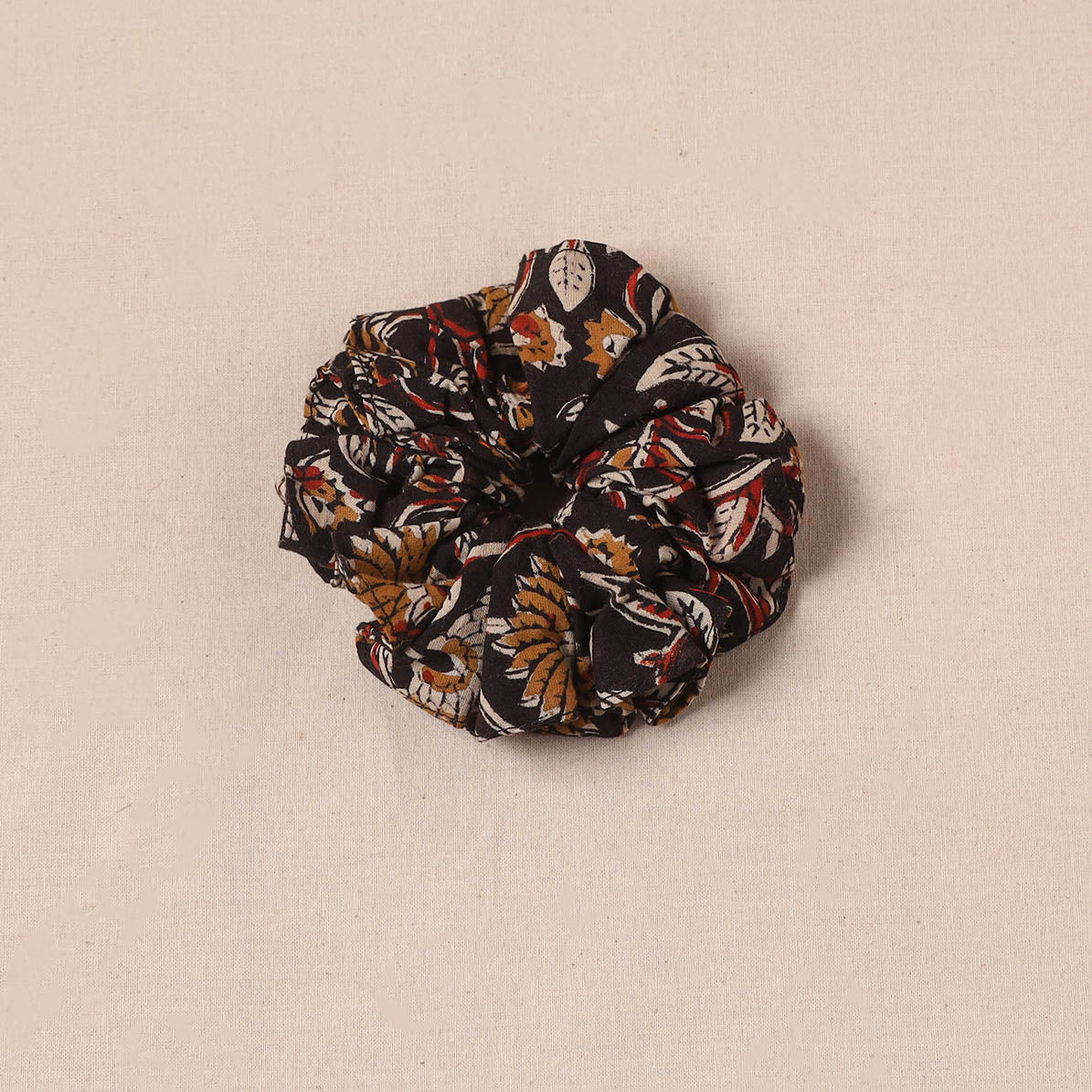 Handmade rubber band/scrunchie 81 - handcrafted