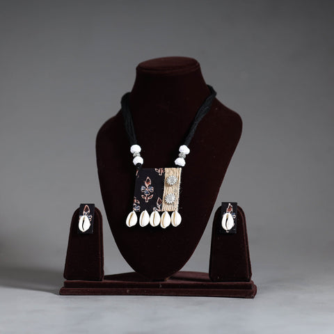 Handmade Shell Jute Fabart Necklace Set 30