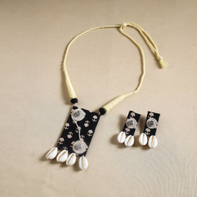 Buy Handmade Shell Work Fabart Necklace Set