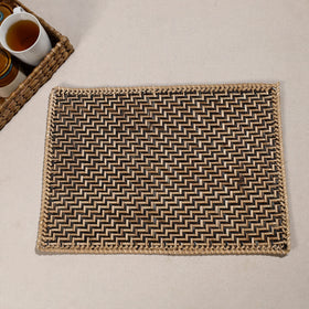  Handmade Water Hyacinth Placemat with Border from Assam (18 x 13 in) 
