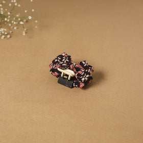 Black - handmade women’s bow hair claw clip 09 - handcrafted