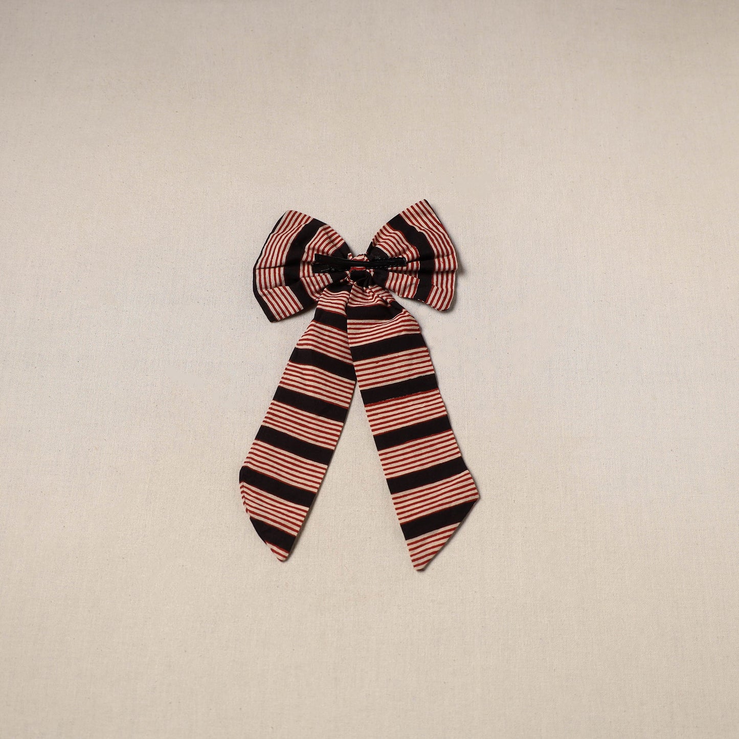 Black - handmade women’s bow hair clip 126 - handcrafted