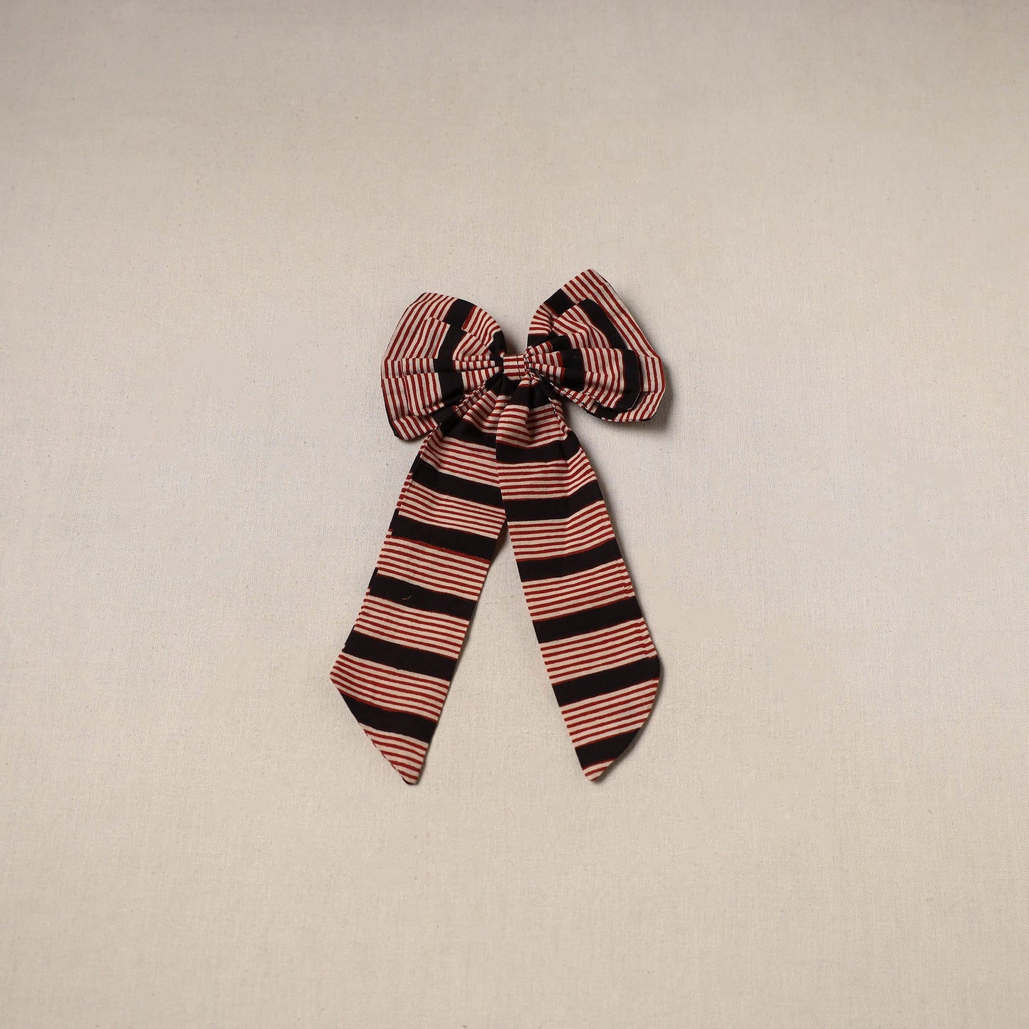 Black - handmade women’s bow hair clip 126 - handcrafted
