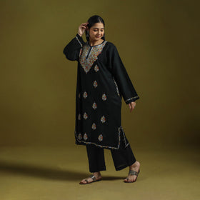 Handwoven aari hand embroidered kashmiri pure wool pheran