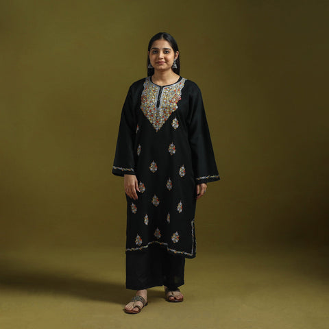 Handwoven aari hand embroidered kashmiri pure wool pheran