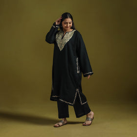 Handwoven aari hand embroidered kashmiri pure wool pheran