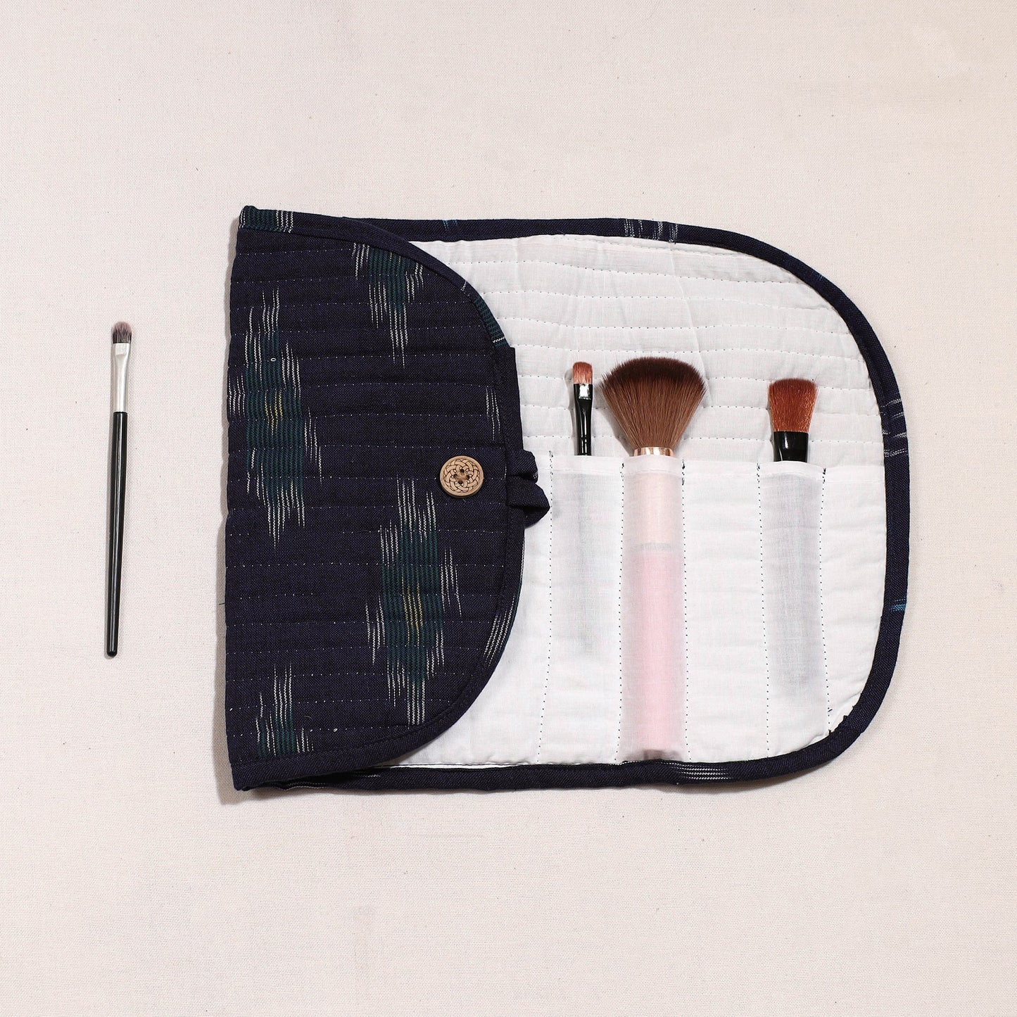  Ikat Fabric Multipurpose Segmented Make-up Brush Wrap Pouch/Case 