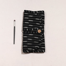  Ikat Fabric Multipurpose Segmented Make-up Brush Wrap Pouch/Case 