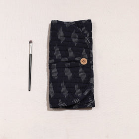  Ikat Fabric Multipurpose Segmented Make-up Brush Wrap Pouch/Case 