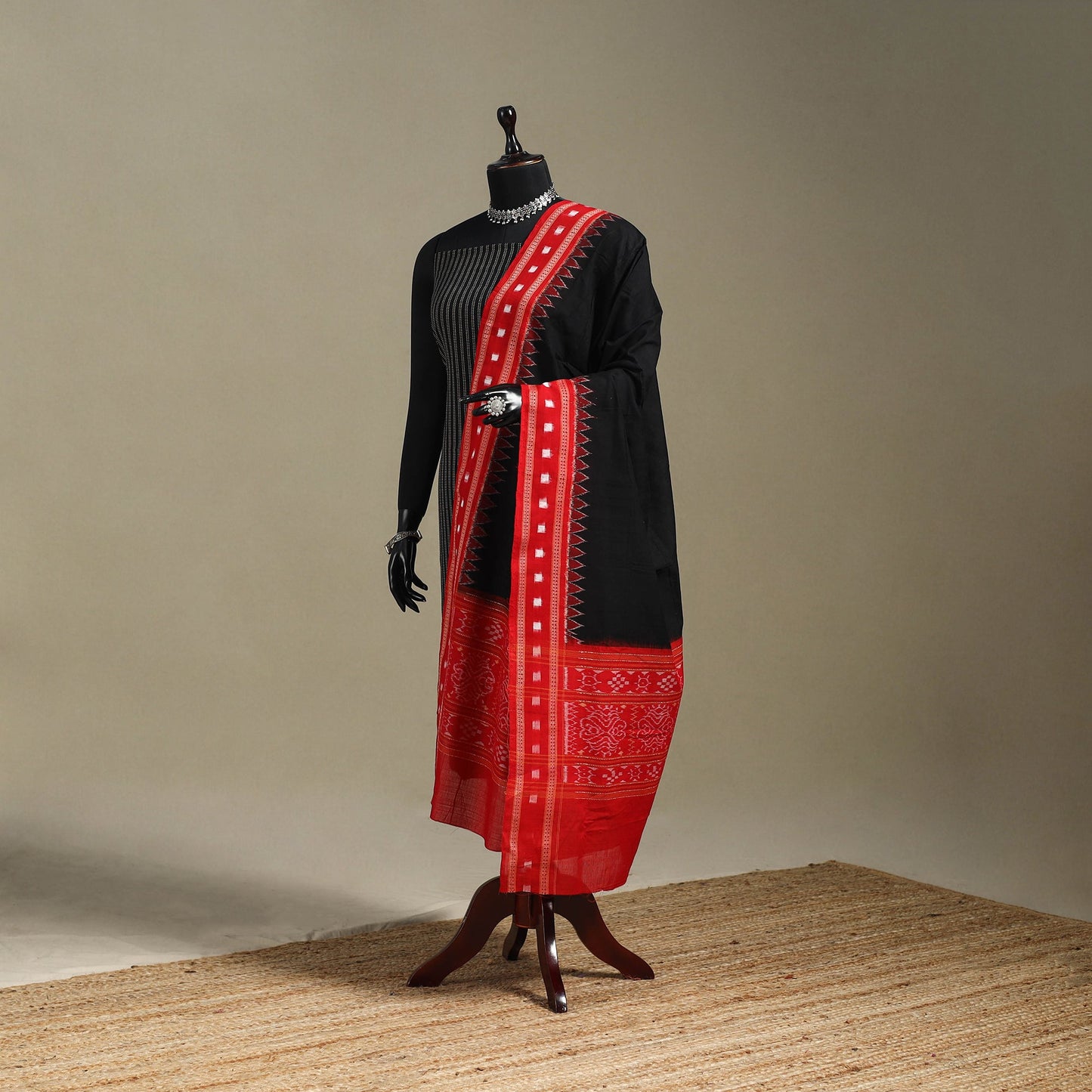 Black - ikat handloom cotton sambalpuri dupatta 03