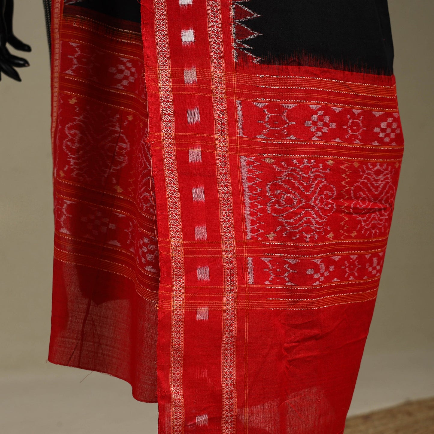 Black - ikat handloom cotton sambalpuri dupatta 03