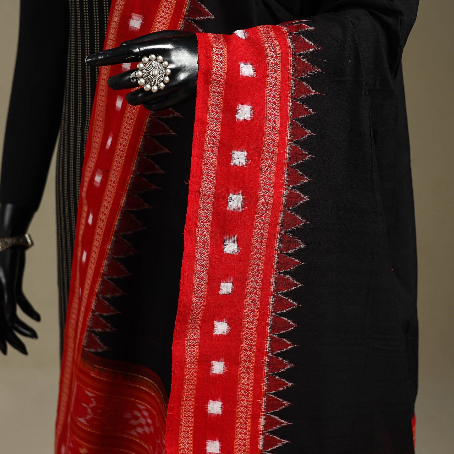 Black - ikat handloom cotton sambalpuri dupatta 03