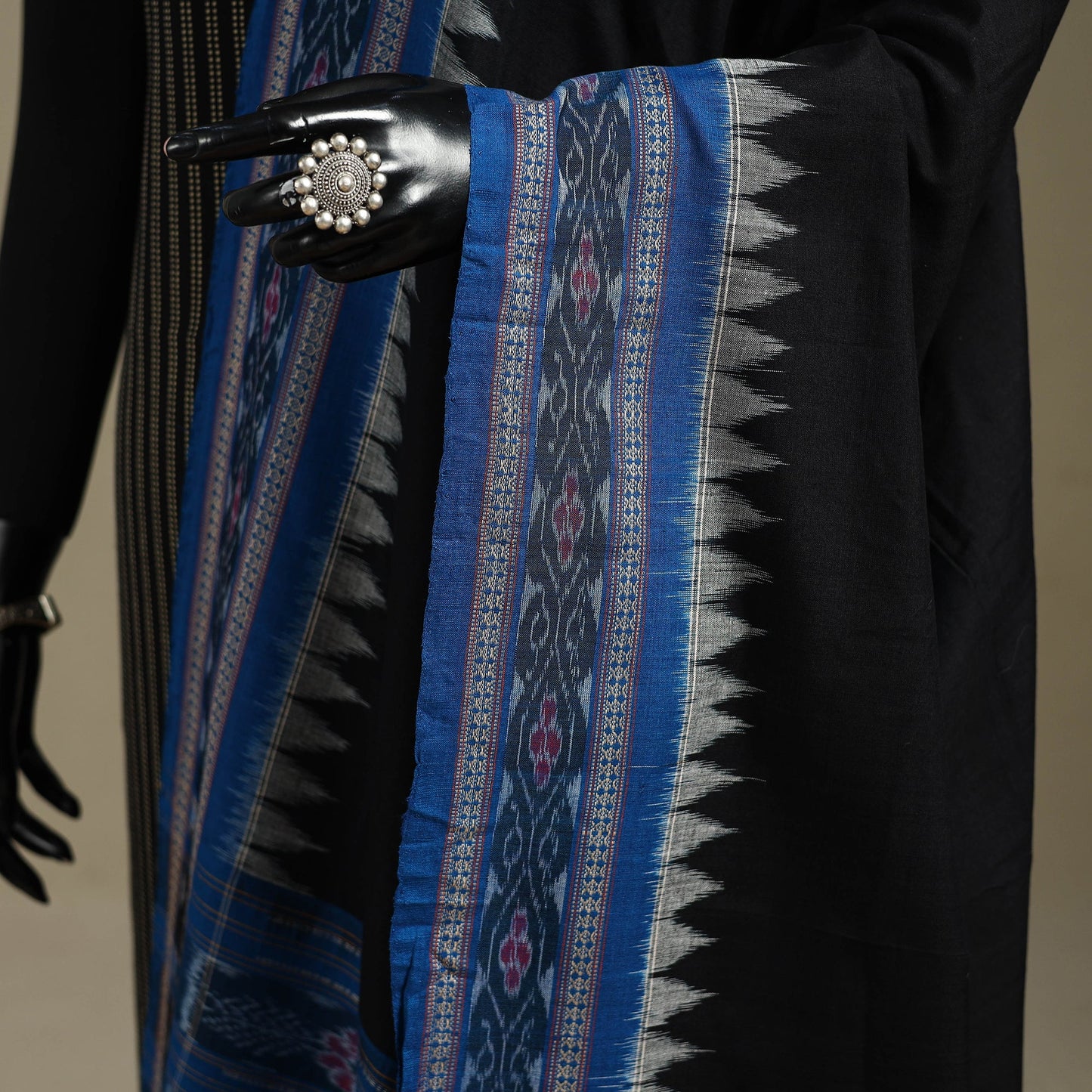 Black - ikat handloom cotton sambalpuri dupatta 23