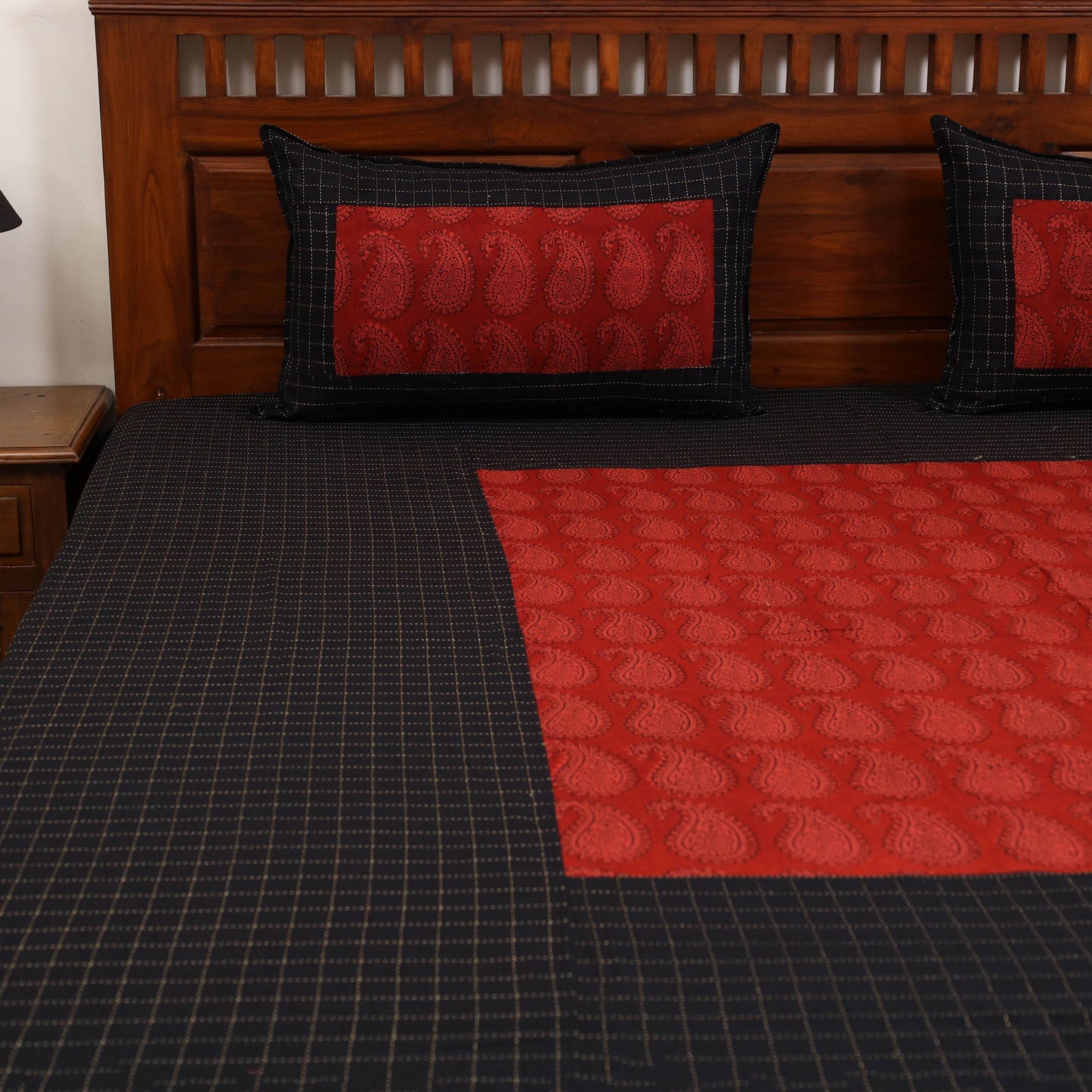 Jacquard with bagh patch cotton bedsheet set 04