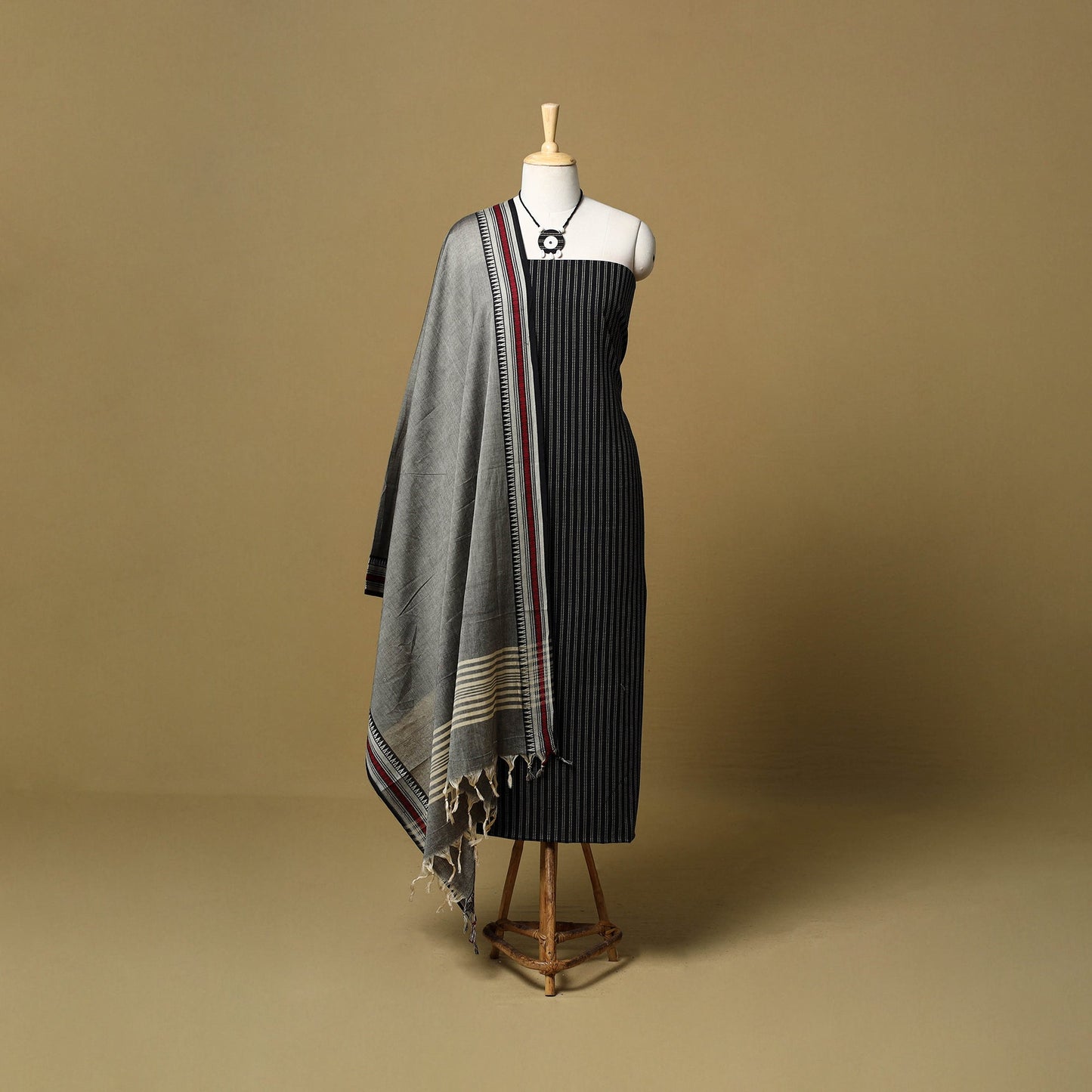 Jacquard cotton 2pc unstitched dress material