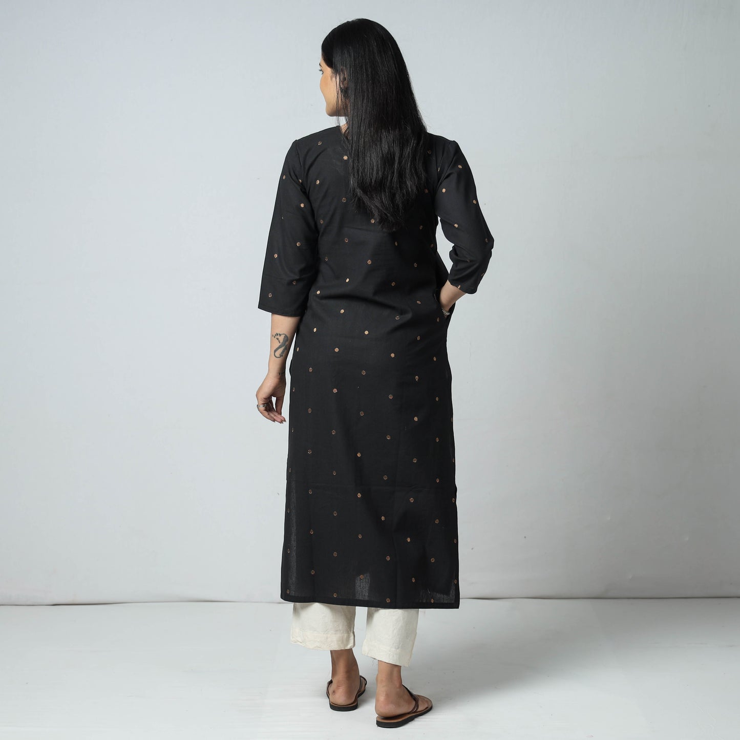Buy Jacquard Cotton Long Kurta Online l iTokri.com