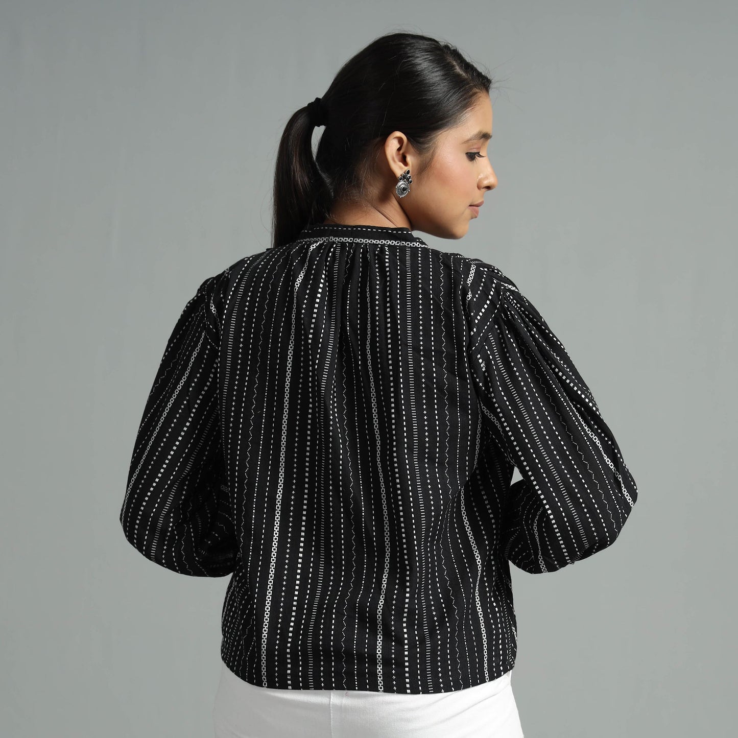 Buy Jacquard Half Sleeve Cotton Crop Top Online at iTokri.com