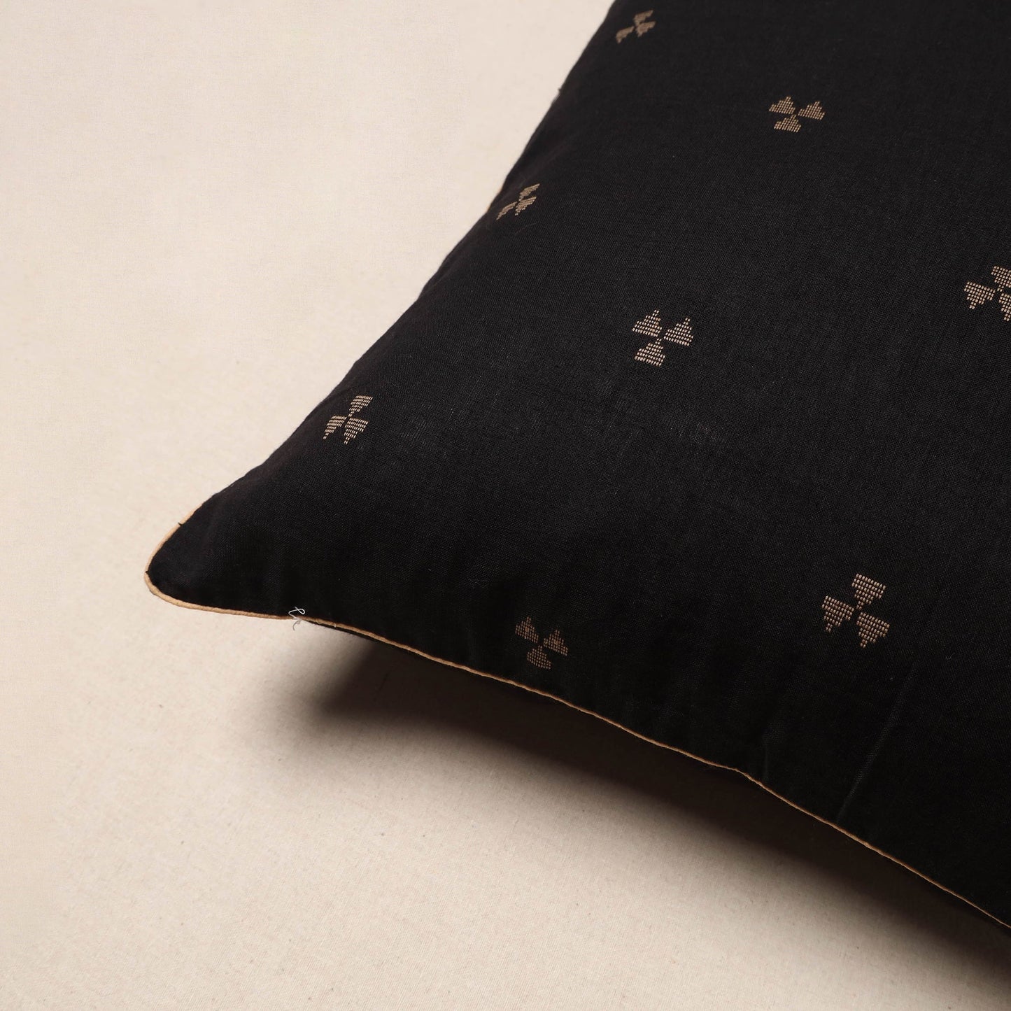 Jacquard weave cotton cushion cover 50 - handcrafted