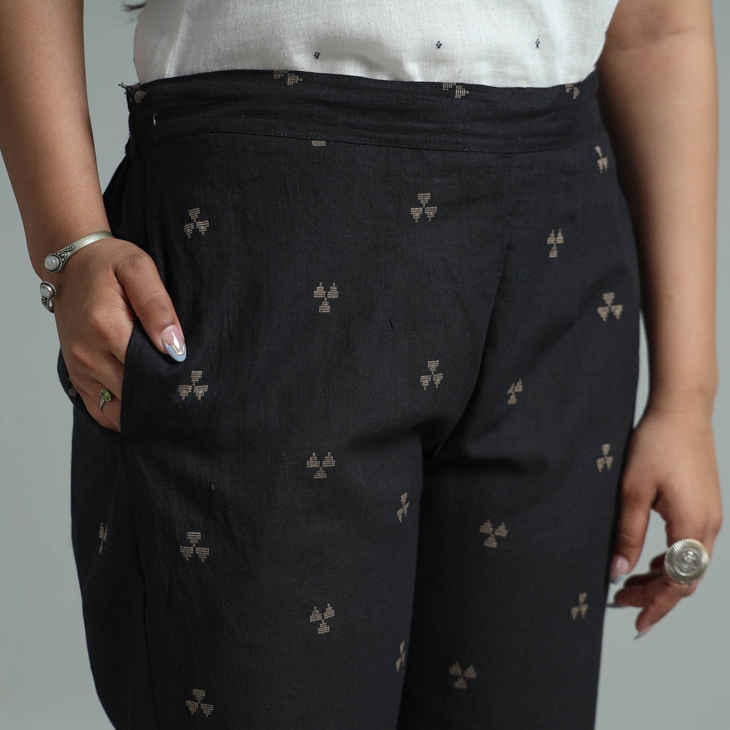 Black - jacquard weave cotton elasticated pant 01