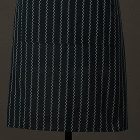 Black Jacquard Weaving Cotton Apron with Pocket 