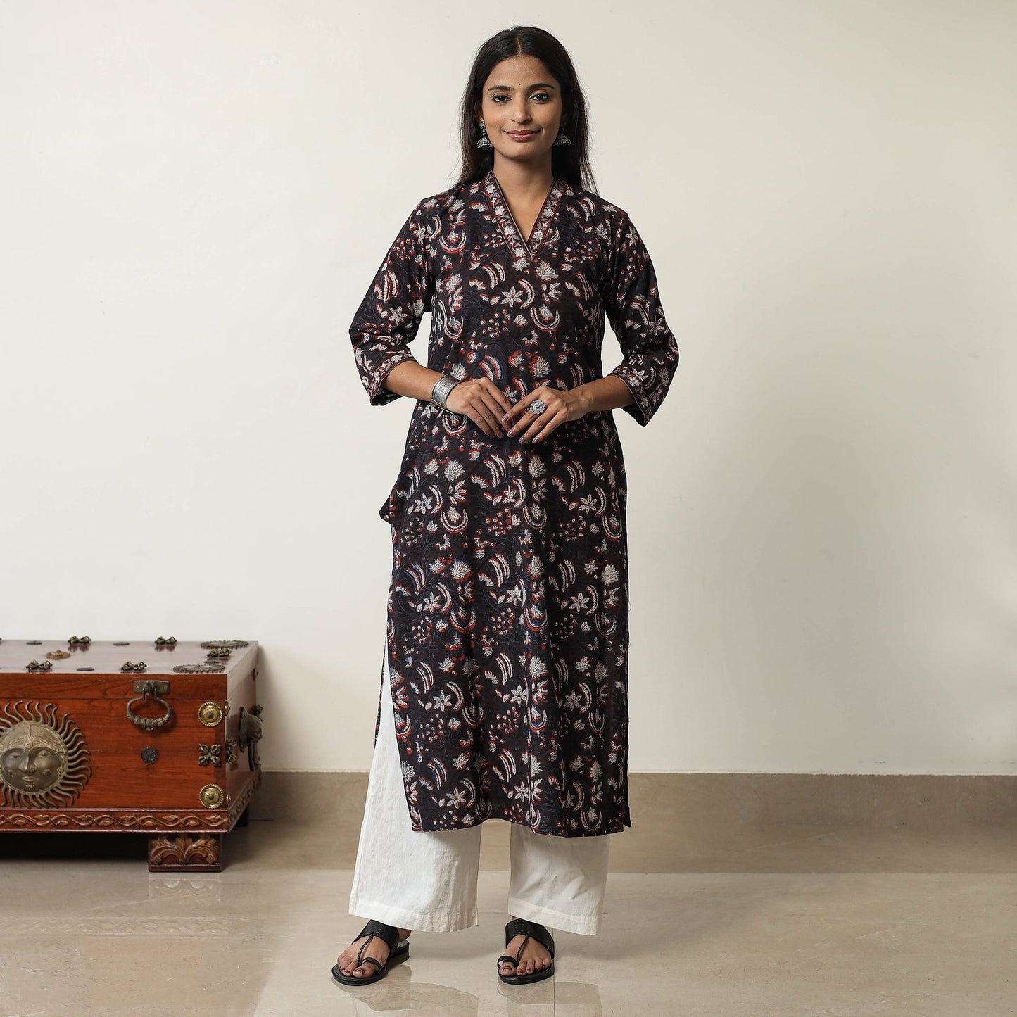 Buy Jahota Block Printed Cotton Straight Kurta 02 Online at iTokri.com