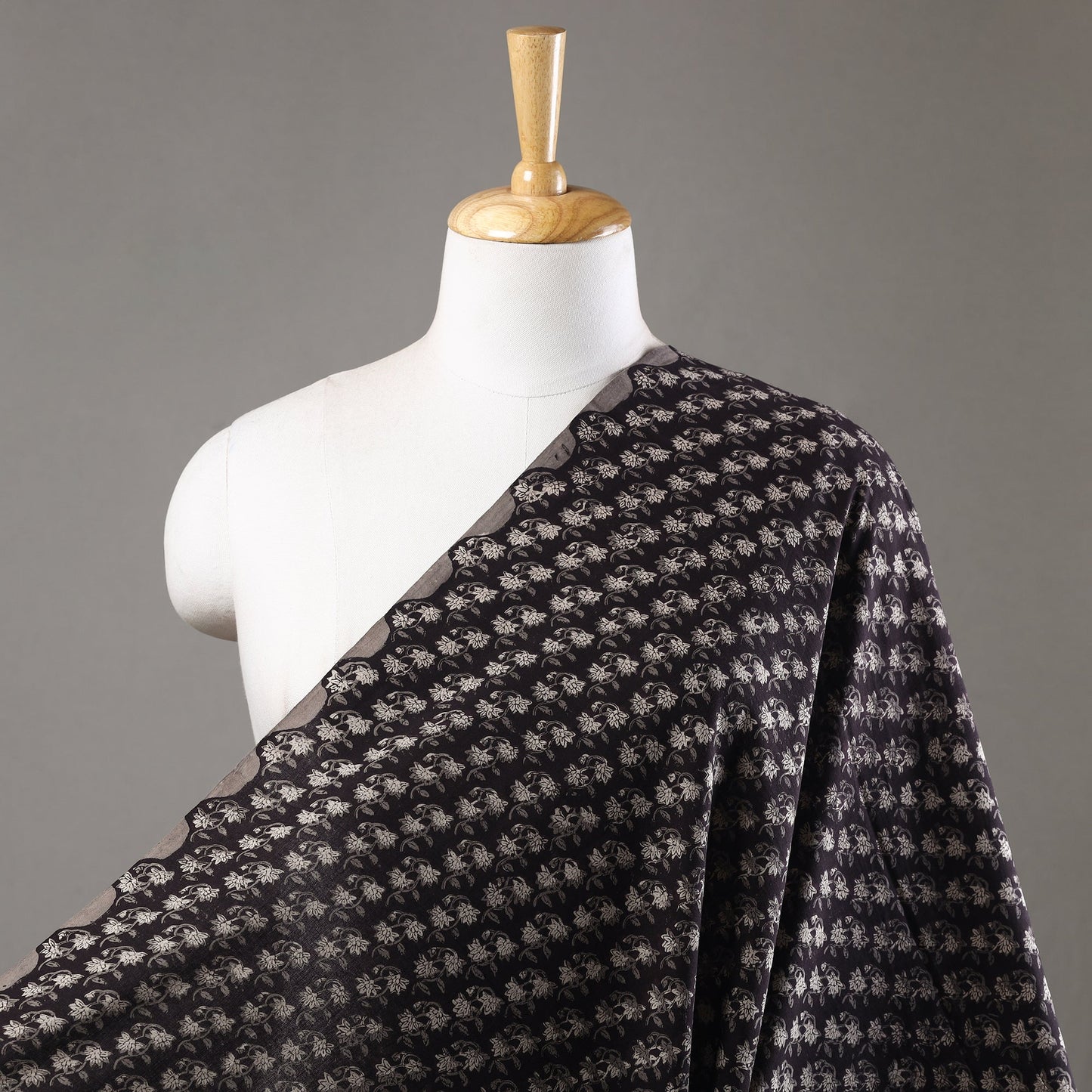  Jahota Block Printed Cotton Fabric 06 